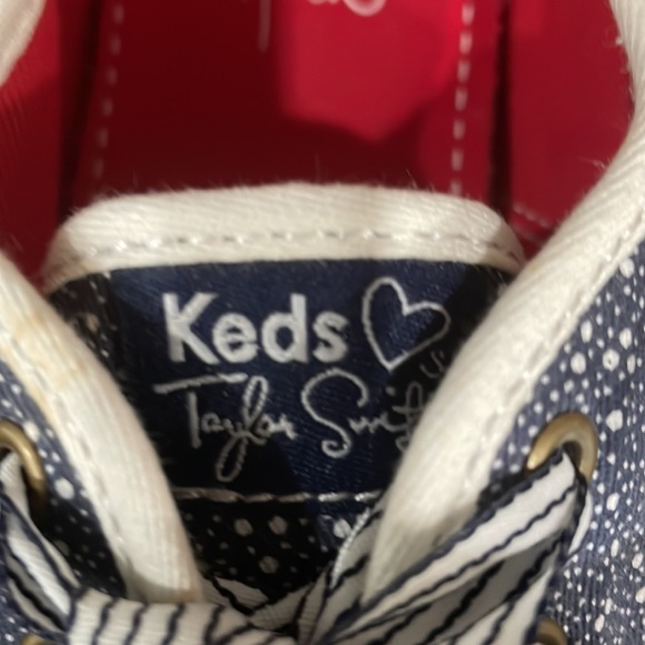 Taylor Swift Bundle - Picture 5 of 9